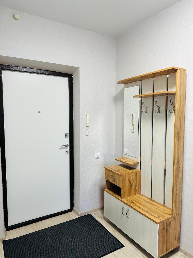 1 Комнатная Драмтеатр 1Bedroom Apartment Ustʼ-Kamenogorsk المظهر الخارجي الصورة
